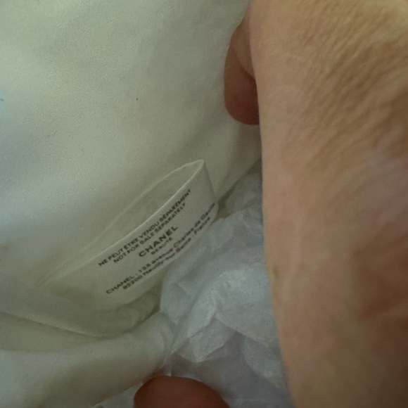 Chanel gift set - Picture 5 of 8